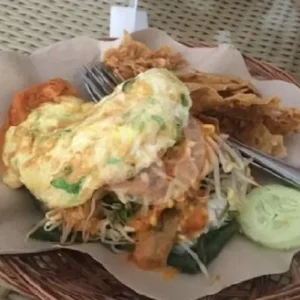 Special Pecel Telur Dadar