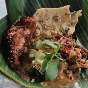 Pecel Ayam Bakar Potong