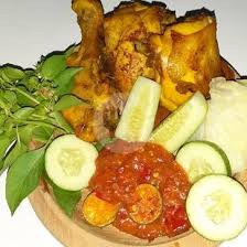 Lalapan Ayam Potong